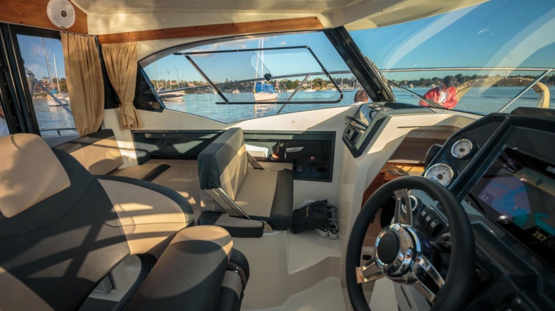 
                                                                                                750 Cabin Cruiser
                                                                                        