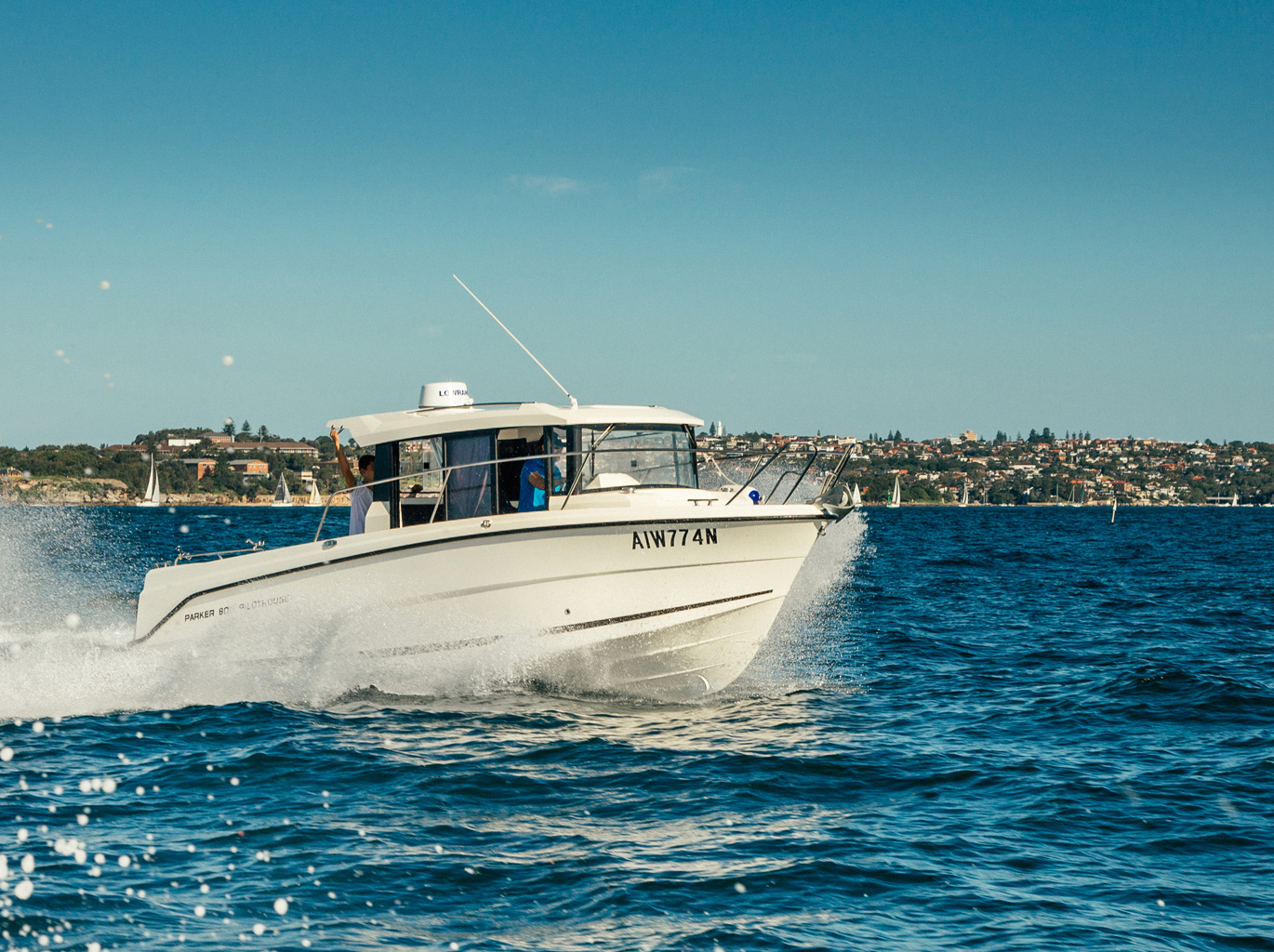 
                                       
                                    800 Pilothouse
                                                                